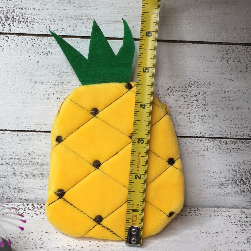 Pineapple Coin Purse - Picture 7 of 8